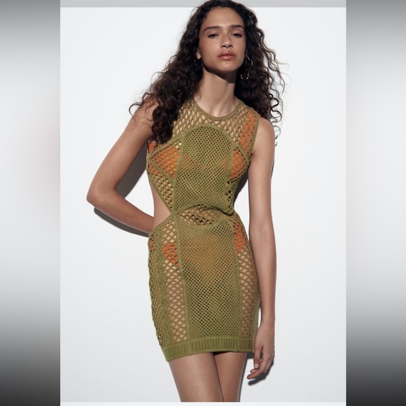 Zara crochet knit cut out handcrafted dress army green / cover up / tunic - Picture 2 of 9
